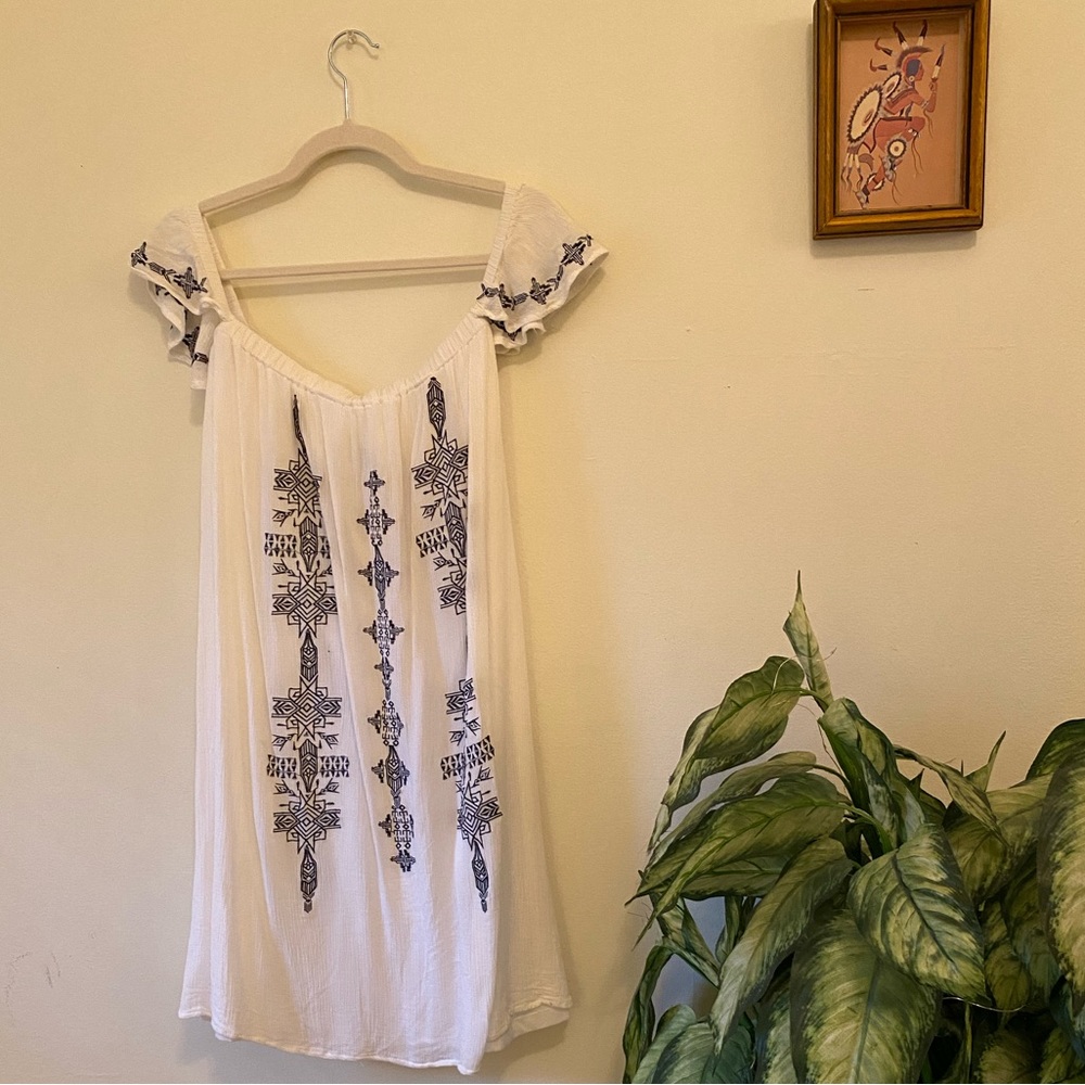 Nic+Dom Slip Dress with Sleeves - White with Blue print